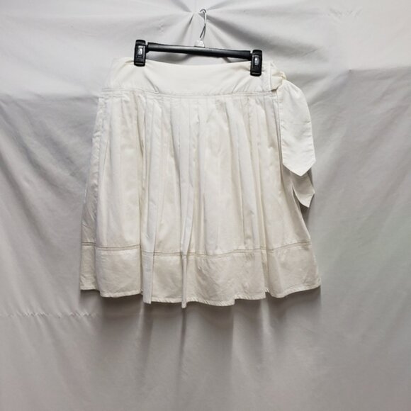 Burberry White Pleated Skirt - Picture 1 of 10